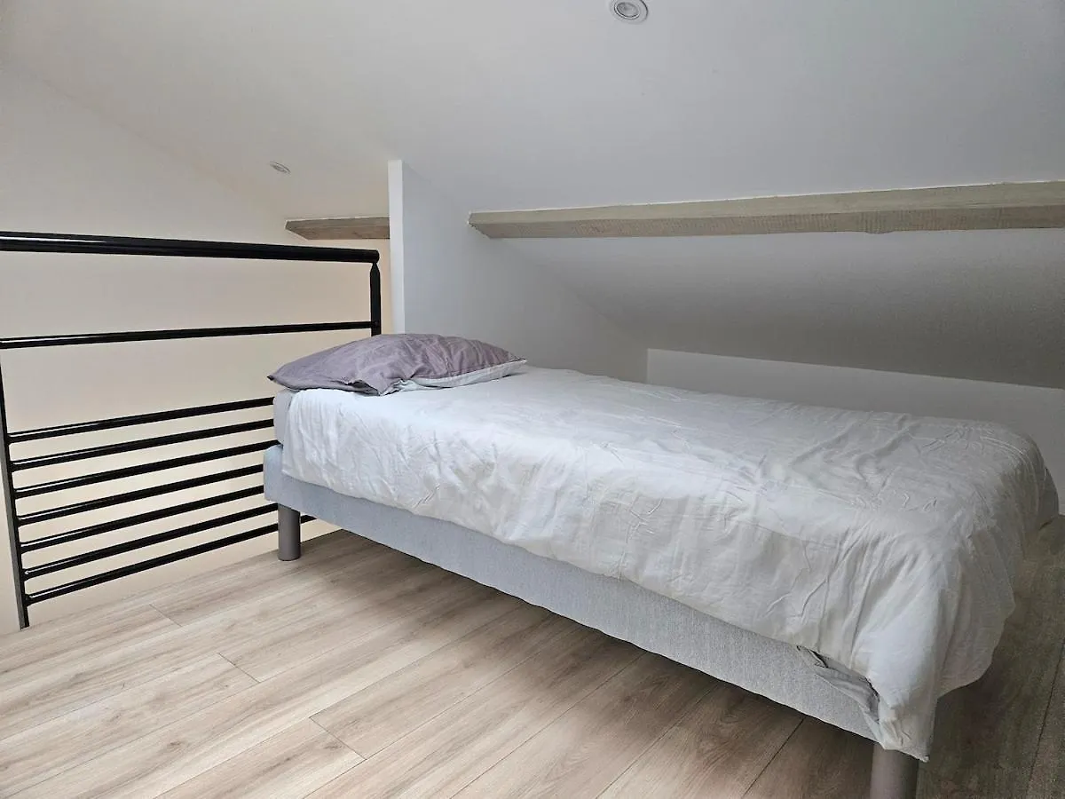 Petite Maison, Oyonnax Centre 0*,  France